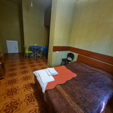 Piano Hotel Тбілісі Екстер'єр фото