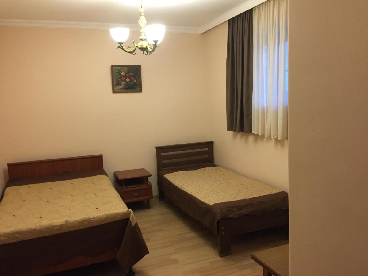 Piano Hotel Тбілісі Екстер'єр фото