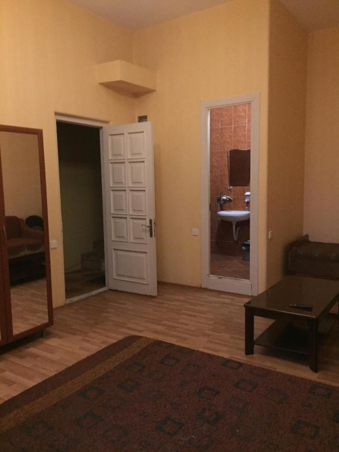 Piano Hotel Тбілісі Екстер'єр фото