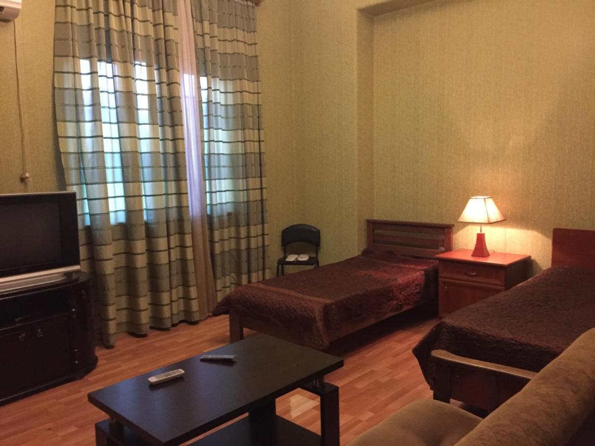 Piano Hotel Тбілісі Екстер'єр фото