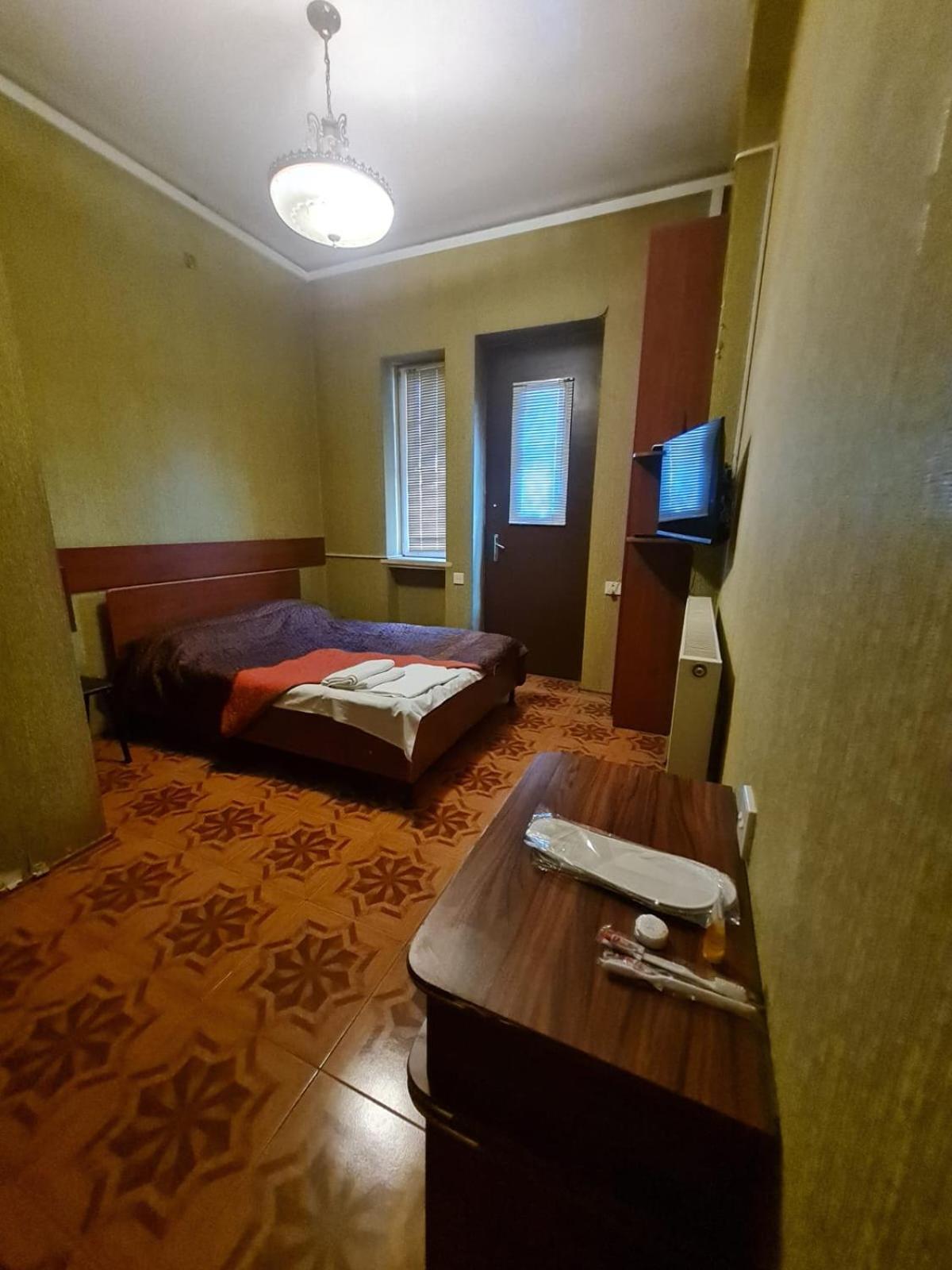 Piano Hotel Тбілісі Екстер'єр фото