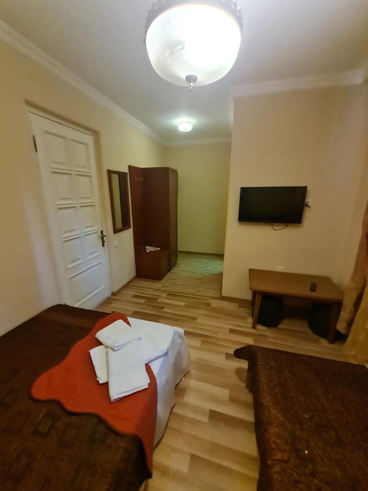 Piano Hotel Тбілісі Екстер'єр фото