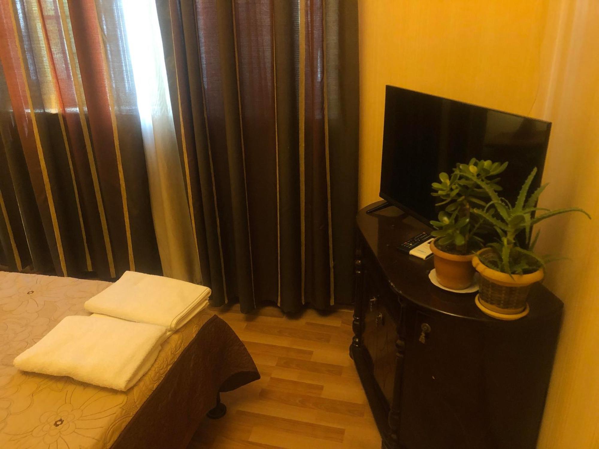 Piano Hotel Тбілісі Екстер'єр фото